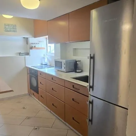 House 24 Дом отдыха *